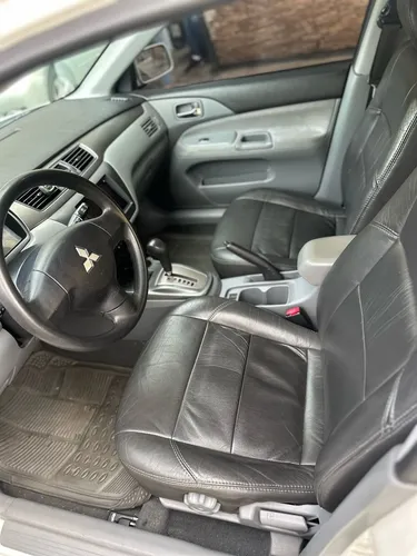 Mitsubishi Lancer Glx 2012