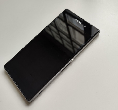 Smartphone Sony Xperia Z1 Para Retirada De Peças (Usado)
