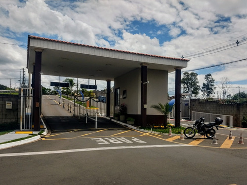 Casa A Venda Em Sorocaba - Condomínio Fechado 3 Dormitórios Com Suíte, Área Gourmet E Escritório - Com Instalação Para Ar Condicionado- Rua Tranquila - Portaria 24h - 2 Vagas De Garagem