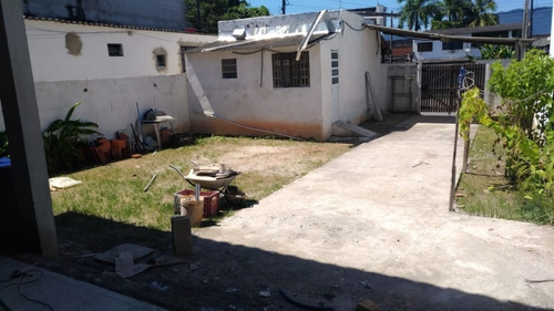 Imagem 2 de 9 de Casa Mais Ponto Comercial Venda Caraguatatuba - Sp - Morro Do Algodão - 6042