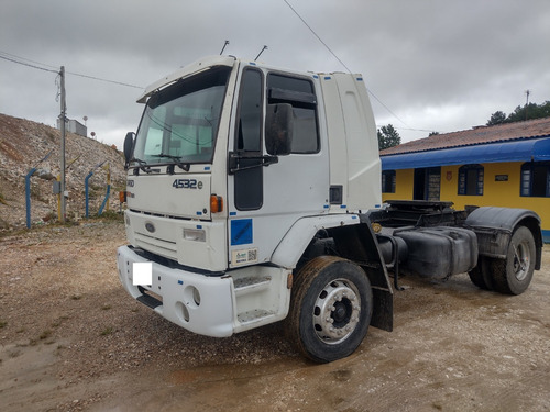 Ford Cargo 4532 2009