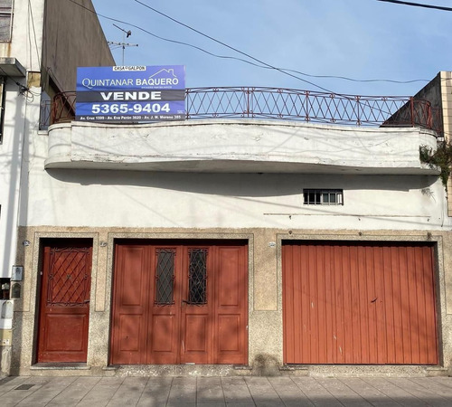 Venta De Casa Con Garaje, Local Y Galpón