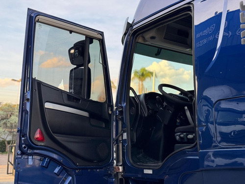 Iveco Stralis Hi-way 440 Ano 2019 6x2 Susp.molas