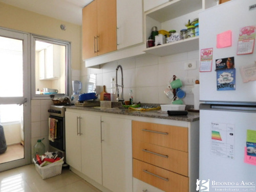 Imagen 15 de 21 de Apartamento En Edificio Con Piscina, Barbacoa Y Cochera Sobre Avenida Millán