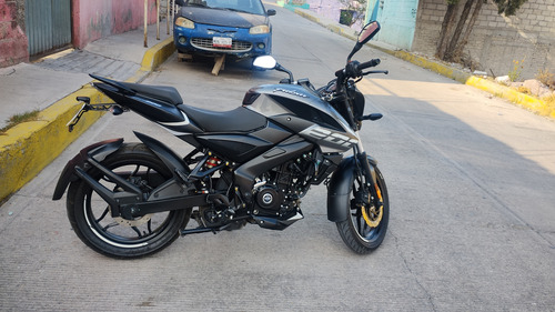 Motocicleta Bajaj Pulsar Ns200 2024