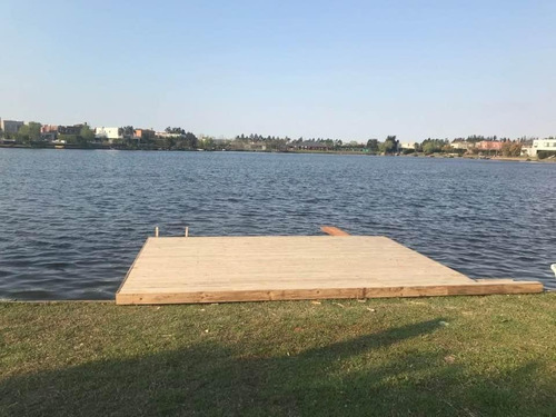 Casa Al Lago En Venta En Talar Del Lago 2