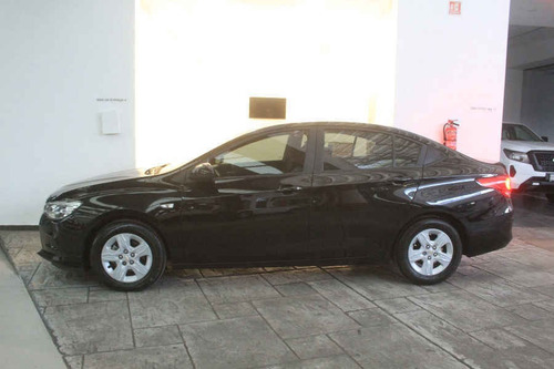 Imagen 7 de 15 de Chevrolet Cavalier 2019 4p Ls L4/1.5 Man