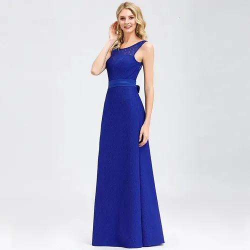 Vestido de renda store azul royal longo