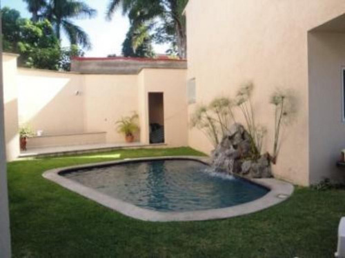 Imagen 2 de 13 de Casa En Condominio En Colonia Club De Golf / Cuernavaca - Cbr-30-cd