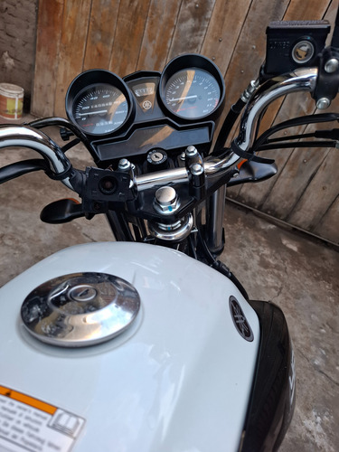 Yamaha Ybr 125 Ed Modelo 2023 Con Tan Solo 14,000klm