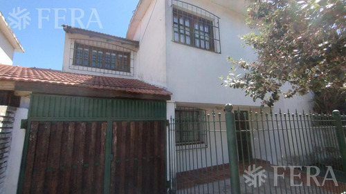 Venta Casa De 4 Ambientes Con Cochera En Quilmes