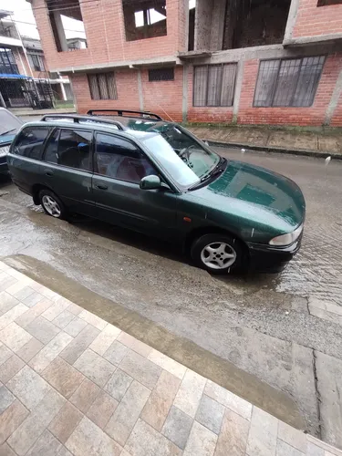 Mitsubishi Lancer 1.6 Glx 5 p