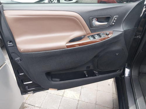 Toyota Sienna 3.5 Limited At