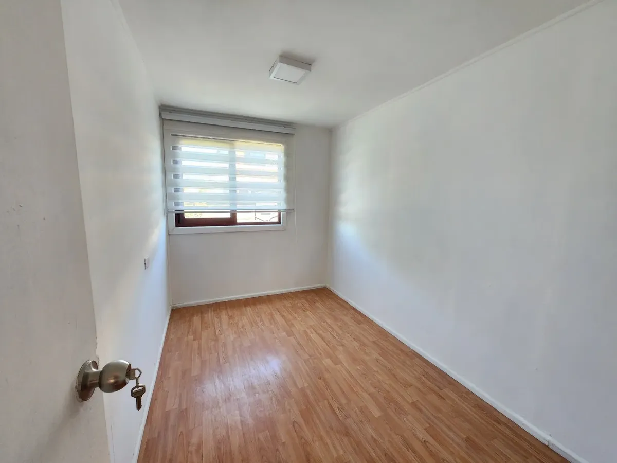 Imagen 5 de 16 de Amplia Casa 2 Niveles, Villa San Juan, Concepción.