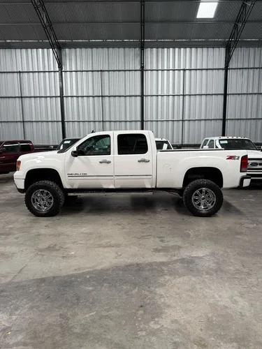 GMC Sierra Denali HD