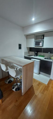 Departamento De 1 Ambiente Con Balcón Y Pileta