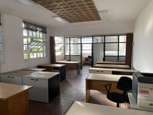 Deposito De 4900 M2