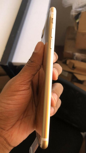 iPhone 7 Plus 32 G Dourado