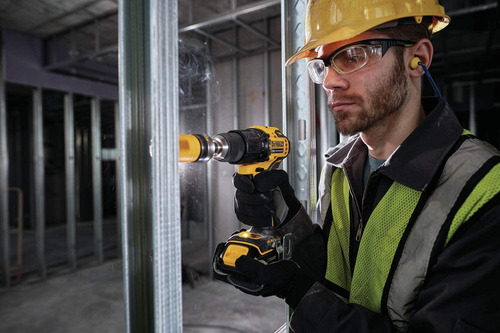 Kit Dewalt Atomic 20v, C/ Taladro Percutor Y Atornillador