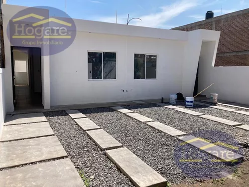 Casa En Venta, Valle De La Luz, León, Gto. | Metros Cúbicos