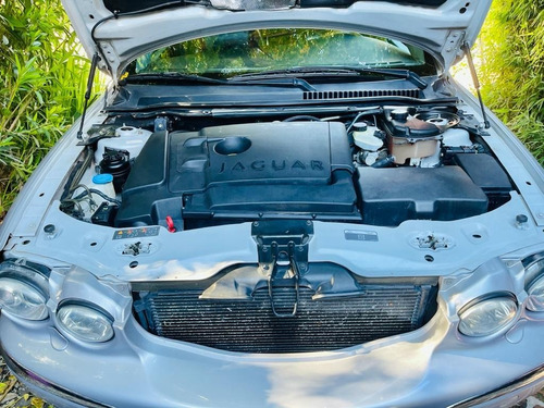 Jaguar X-type