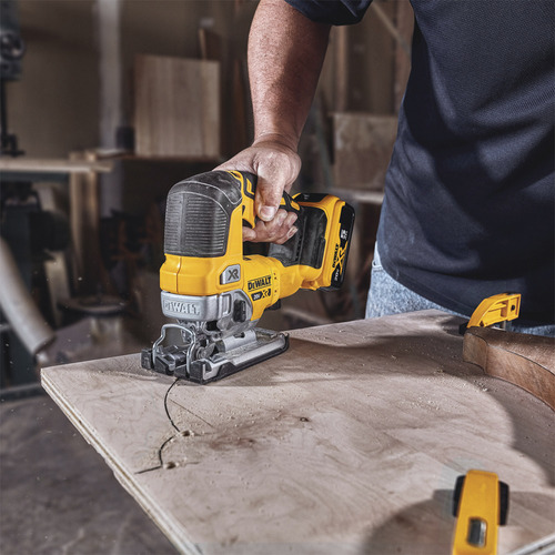 Sierra Caladora 20v Xr Baretool Dewalt Dcs334b