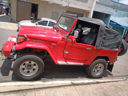 Toyota Land Cruiser 4.2 Fj40