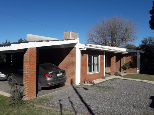 Imagen 4 de 7 de Casa En Venta De 3 Dormitorios C/ Cochera En Mendiolaza