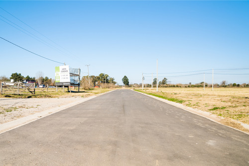 Terrenos En Barrio Parque Los Olmos - Exaltación De La Cruz