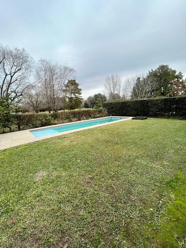 Casa A La Venta En Country Banco Provincia Francisco Alvarez Moreno