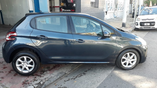 Peugeot 208 Allure | 2014 | Única Mano.
