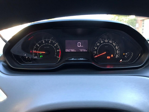 Imagen 12 de 12 de Peugeot 208