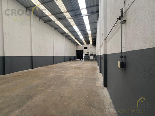 Bodega Comercial En Renta En La Reserva Territorial, Xalapa, Veracruz.