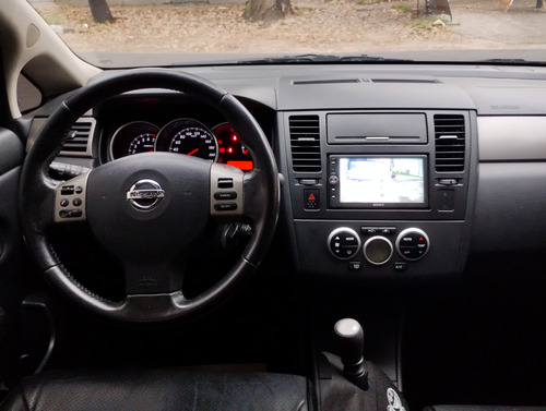 Nissan Tiida 1.8 Tekna