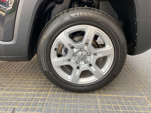 Imagen 23 de 25 de Jeep Renegade Sport 1.8 Sport My23 Retira Ya Conc. Oficial