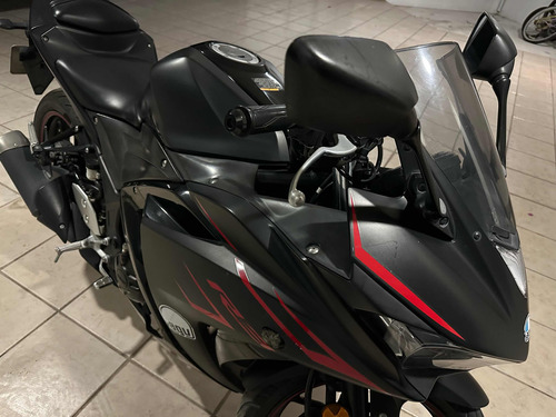 Yamaha R3 2018