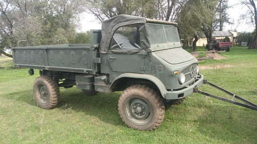 Mercedes Benz 404 S