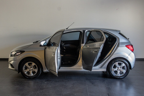 Imagen 8 de 23 de Chevrolet Onix 2019 1.4 Lt Nafta Con Gnc 98cv Ad875 Nv