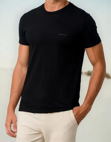 MLB 2618388416 Camiseta Calvin Klein Jeans Masculina Light New Logo Preta JM
