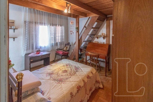 Sobrado Em Camaquã Com 4 Dormitórios - Lu268809