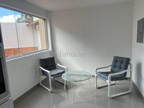 Pr Casa En Venta, Los Chorros #24-20742