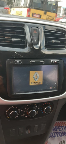 Renault Sandero 2015 1.0 16v Expression Hi-flex 5p