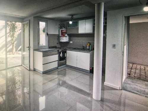 Imagen 8 de 17 de Ph De 2 Amb A 150 Mts Del Mar En La Perla / Gran Complejo De Ph Sin Expensas.