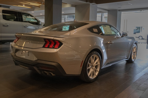 Ford Mustang 5.0l Gt V8 At