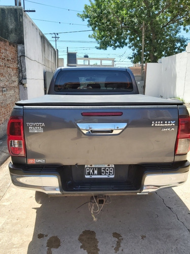 Toyota Hilux 2.8 Cd Srx 177cv 4x4 At 2016