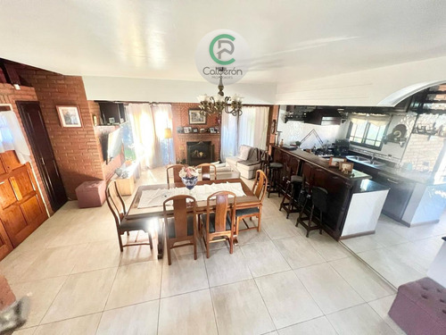 Casa En Venta Country Club Banco Provincia( Fondo Arroyo)