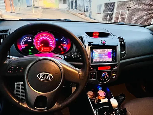 Kia CERATO FORTE 1.6