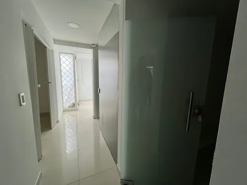 Consultorio En Arriendo/venta En Los Cedros. Cod V16262