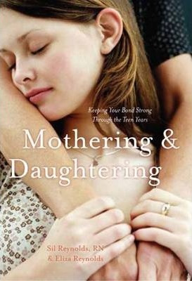 Libro Mothering And Daughtering - Eliza Reynolds