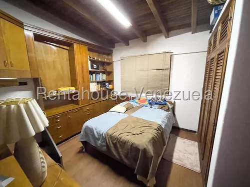Casa En Venta En La Tahona